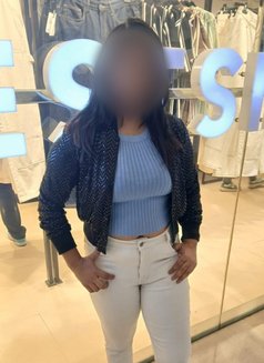 Alina - escort in Bangalore Photo 1 of 8