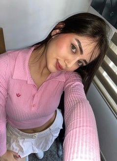 Alina - escort in Colombo Photo 1 of 4