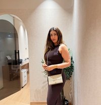 Alina - escort in Colombo