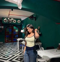 Alina - escort in Colombo