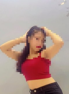 Alina - escort in Hyderabad Photo 3 of 4