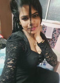 Alina - escort in Kolkata Photo 1 of 2