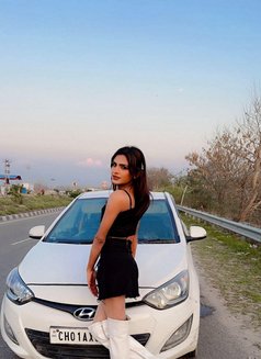 Alina - Transsexual escort in Chandigarh Photo 4 of 5