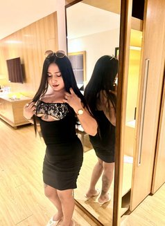Alina - Transsexual escort in New Delhi Photo 4 of 26