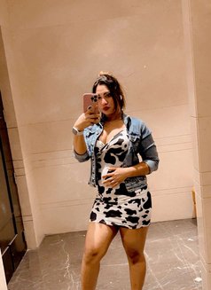 Alina Indian Model - escort in Singapore Photo 4 of 5