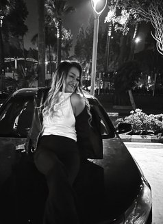 Alina - escort in Cairo Photo 6 of 13