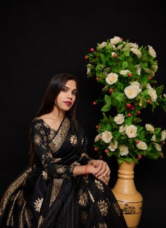 Alina Khan - Transsexual escort in Jaipur Photo 16 of 16