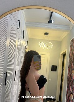 Alina Morozova - escort in Jeddah Photo 2 of 6