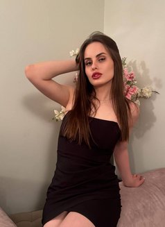 Alina - escort in Dubai Photo 28 of 30