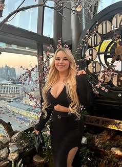 Alina - escort in Guangzhou Photo 2 of 7