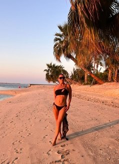 Alina, Real Independent GFE!)) - puta in Dubai Photo 9 of 11