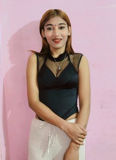 Alina real meet % cam show independ girl - escort in New Delhi Photo 3 of 10
