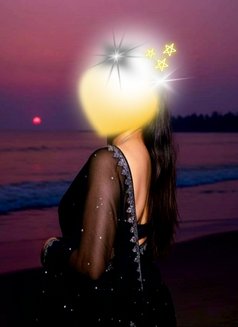 Alina real meet % vc cam independ girl - escort in New Delhi Photo 10 of 10