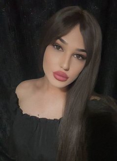 Alina Russ 🇷🇺 - Transsexual escort in İstanbul Photo 3 of 4