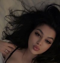 Sara - escort in Dubai Photo 1 of 4
