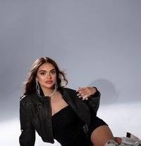 Alina - puta in London