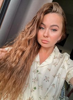 Alina - escort in İstanbul Photo 12 of 12