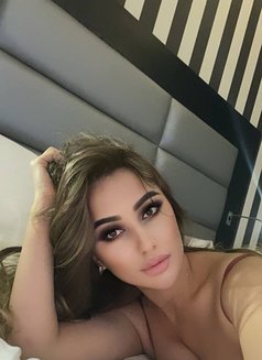 Alina - escort in Tashkent Photo 5 of 7
