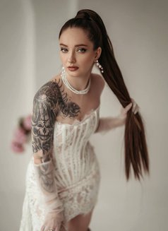 Alina - escort in Tbilisi Photo 8 of 10