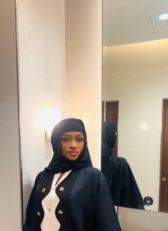 Alina - escort in Muscat Photo 1 of 3