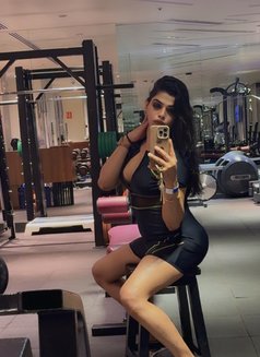 Alina Shaikh - Transsexual escort in Mumbai Photo 27 of 30