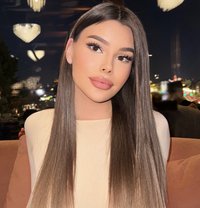 ALINA SLAVIC🇷🇺 19y.o LAST DAYS - Transsexual escort in Riyadh
