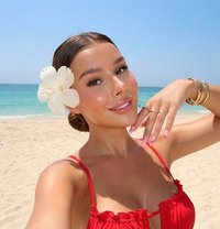 ALINA SLAVIC 🇷🇺 19y.o LAST DAYS - Transsexual escort in Riyadh
