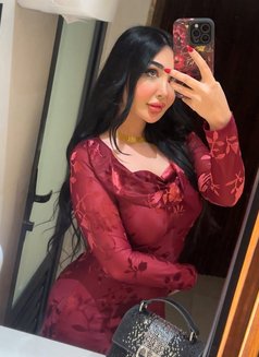 Alina - escort in Hofuf Photo 1 of 4