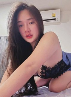 Alina - escort in Doha Photo 6 of 6