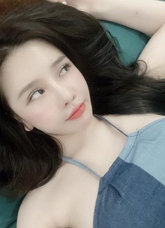 Alina - escort in Jeddah Photo 1 of 8