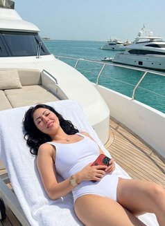 Alina - escort in İstanbul Photo 4 of 4