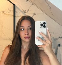 Alina - escort in Abu Dhabi Photo 1 of 10