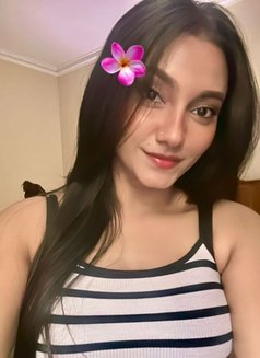 High profile Indian & Russian - escort in Gurgaon Photo 4 of 4