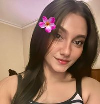 High profile Indian & Russian - escort in Gurgaon Photo 4 of 4