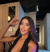 Alinaa - escort in İstanbul