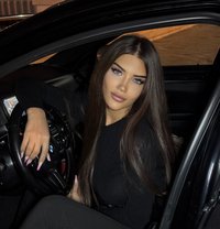 Nelly - puta in İstanbul