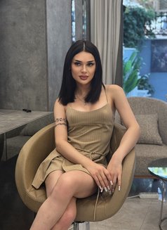 Alinaaaaa - Transsexual escort in İstanbul Photo 2 of 6
