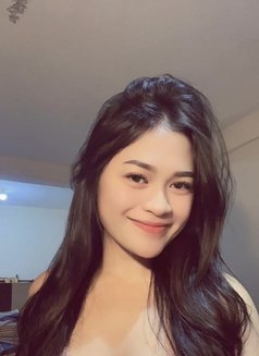 Aline - escort in Bali Photo 4 of 6