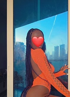 Aline kinky,fountain squirter,best - escort in Dubai Photo 23 of 28