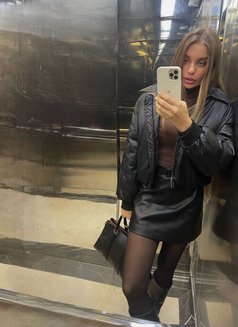 Alinna - escort in Tbilisi Photo 6 of 10