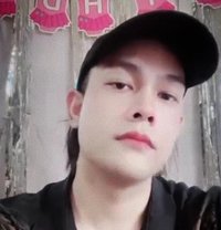 Alio - Acompañantes masculino in Bangkok