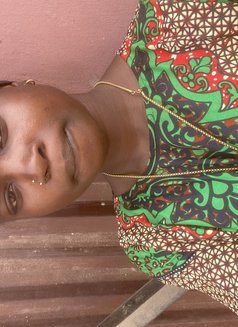 Alirah - escort in Doha Photo 2 of 3