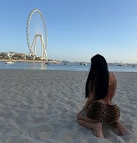 Emmy - puta in Dubai