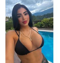 Alis Fullservice - escort in Muscat Photo 6 of 12