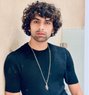 Alis - Male escort in New Delhi Photo 4 of 8