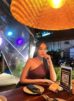 Alis lovely - Transsexual escort in Taichung Photo 5 of 6