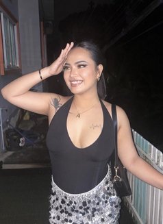 Alisa - masseuse in Bangkok Photo 7 of 8