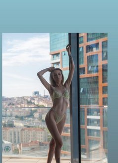 Alisa - escort in İstanbul Photo 1 of 4