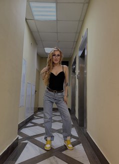 Alisa - escort in İstanbul Photo 19 of 20