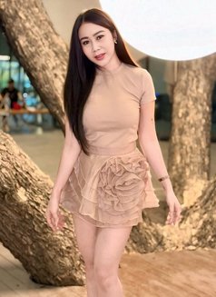 Alisa - escort in Jakarta Photo 2 of 6
